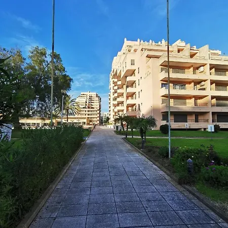 Apartment Terrain De Tennis/piscine 800m De La Portimao